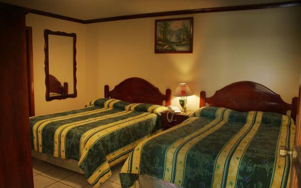 Hotel Premier Huehuetenango Exteriör bild