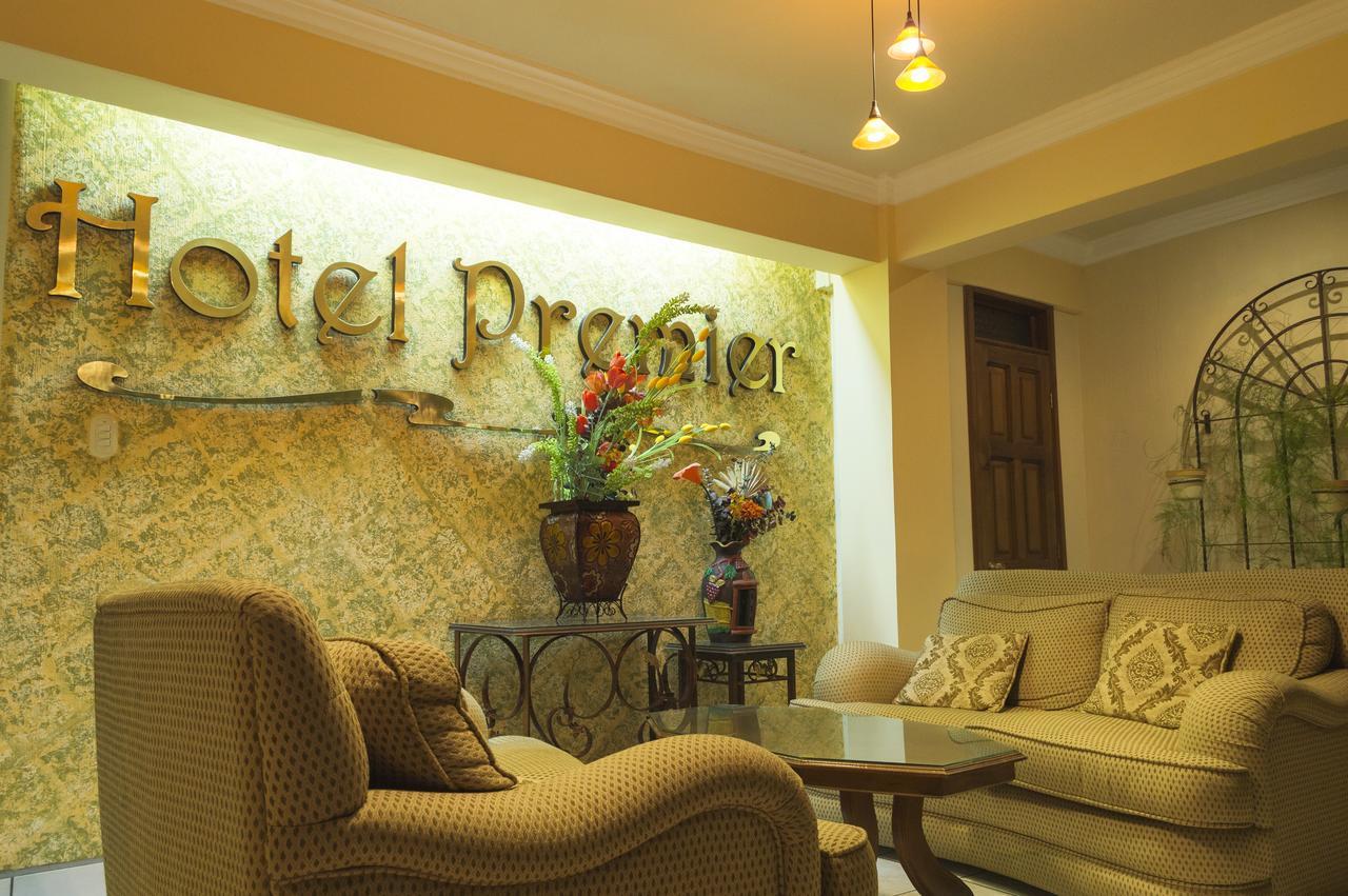 Hotel Premier Huehuetenango Exteriör bild